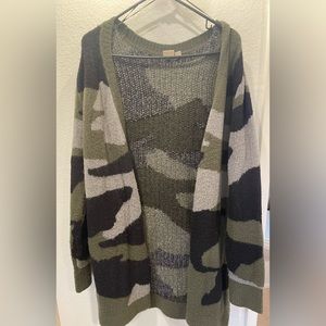 Camo cardigan